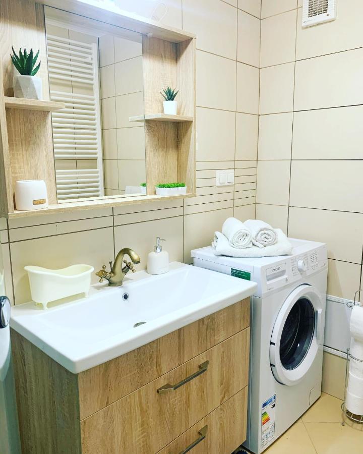 Vintage Apartment