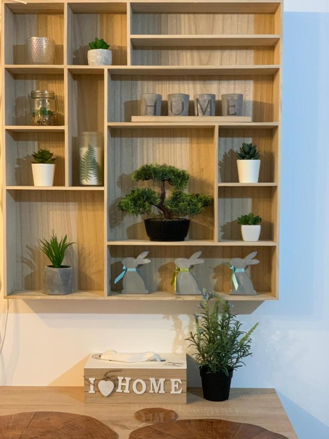 Vintage Apartment *
